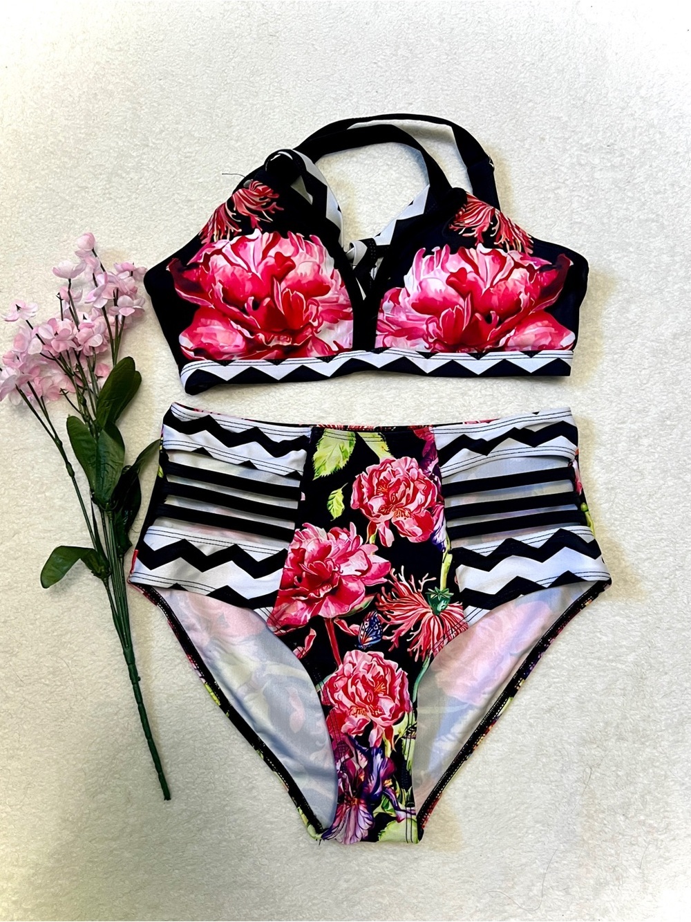 2-Piece NWOT Floral Zigzag High Waist Swim Suit Set - Size XS